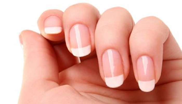 غذائیت سے بھرپور کھانا ناصرف جسم کیلئے ضروری ہے بلکہ ناخنوں کو صحت مند رکھنے کیلئے بھی ضروری ہے/ فائل فوٹو